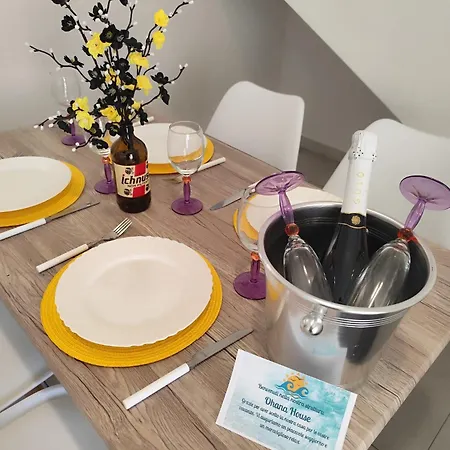 Ohana House Οριστάνο